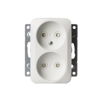 Non-earthed socket outlet with center plate